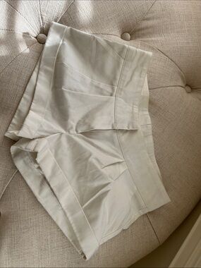 Spring Street Cream High-Rise Shorts